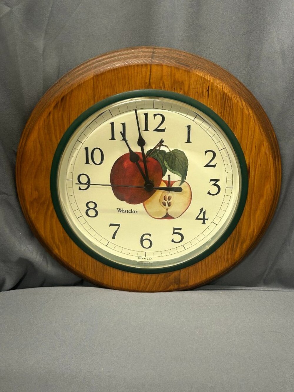 Vintage Westclox Wooden Apple Themed Kitchen Clock-Needs repaired